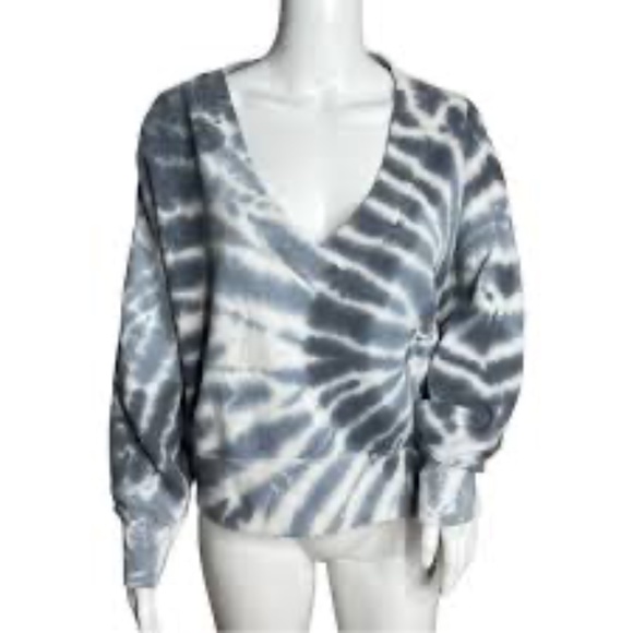 NWT Abercrombie & Fitch Tie Dye Boxy Cropped Sweatshirt - Picture 2 of 4